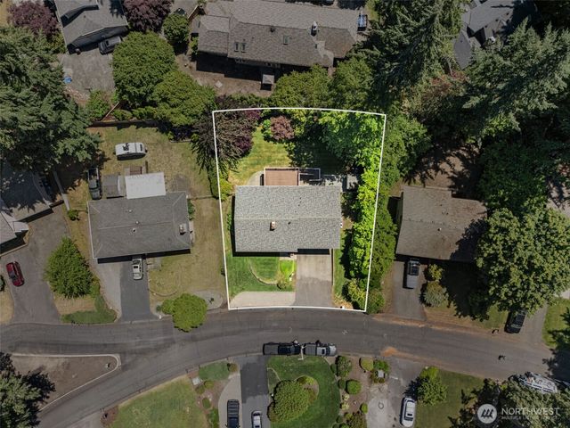 8710 61st Street W, University Place, WA 98467