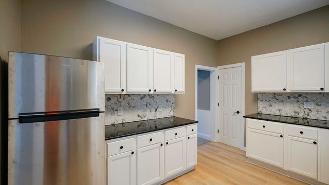 376 LINCOLN Avenue, Council Bluffs, IA 51503
