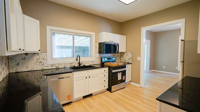 376 LINCOLN Avenue, Council Bluffs, IA 51503