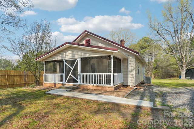 4531 Springs Road, Conover, NC 28613