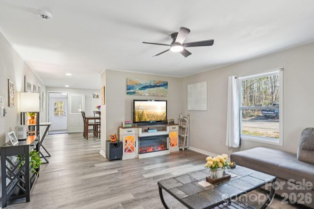 4531 Springs Road, Conover, NC 28613