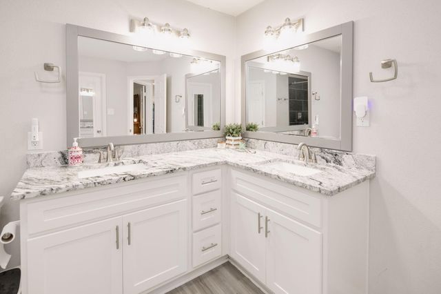 19530 Stamford Drive, Tomball, TX 77375