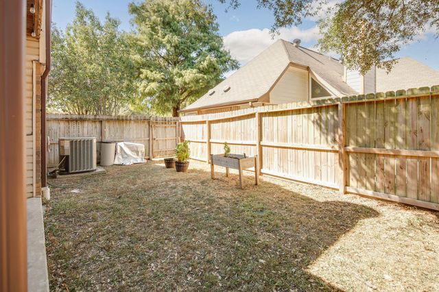 19530 Stamford Drive, Tomball, TX 77375