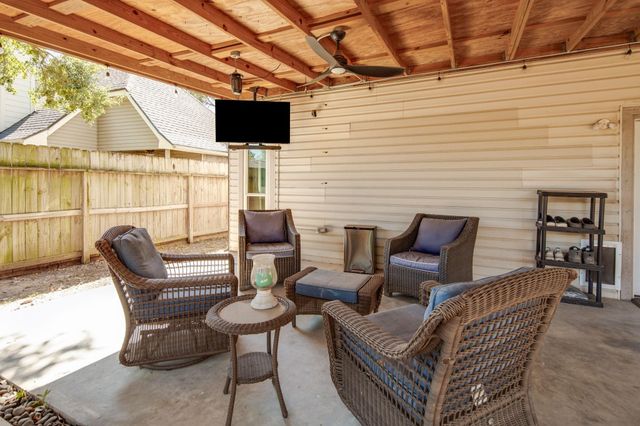 19530 Stamford Drive, Tomball, TX 77375