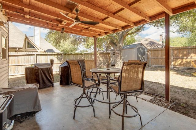 19530 Stamford Drive, Tomball, TX 77375