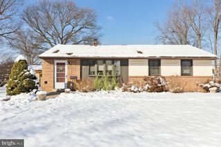 192 GREENE RD, Warminster, PA 18974