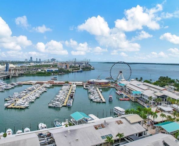 244 Biscayne Blvd 440, Miami, FL 33132