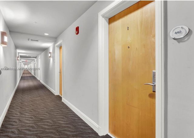 244 Biscayne Blvd 440, Miami, FL 33132