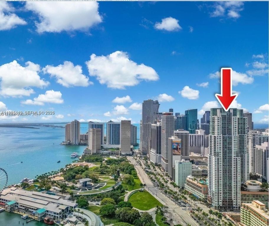244 Biscayne Blvd 440, Miami, FL 33132
