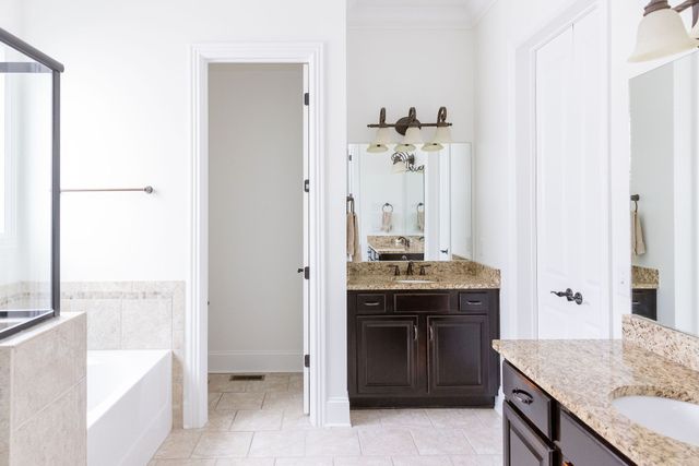 1202 Eliot Rd, Franklin, TN 37064