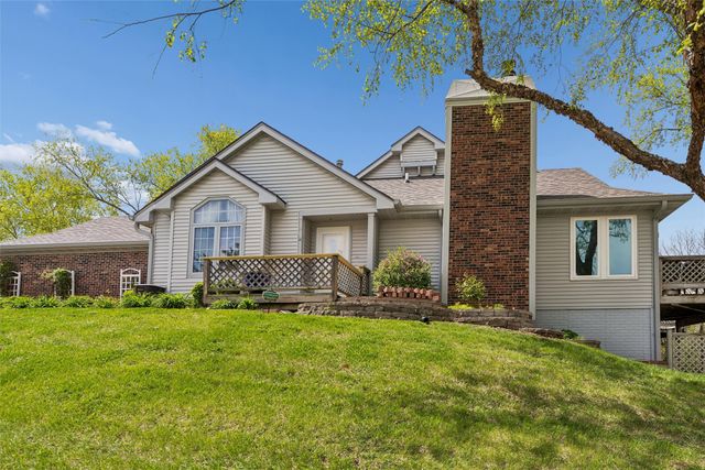 6809 Sharon Drive, Urbandale, IA 50322