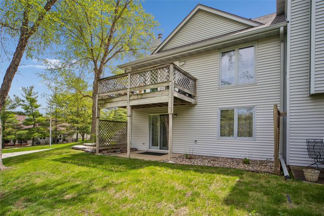 6809 Sharon Drive, Urbandale, IA 50322