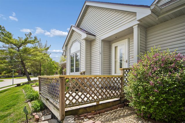 6809 Sharon Drive, Urbandale, IA 50322