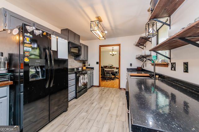 309 Dogwood Glen, Centerville, GA 31028