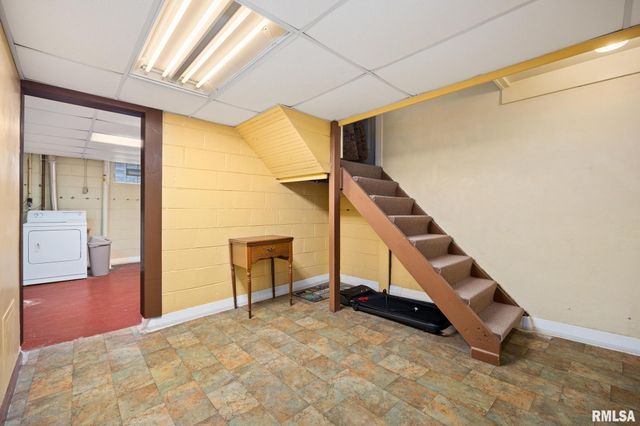 1208 W MARGARET Avenue, Peoria, IL 61604