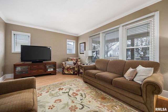 1208 W MARGARET Avenue, Peoria, IL 61604