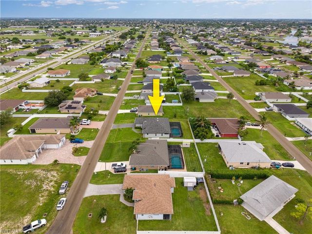 1110 NE 7th PL, Cape Coral, FL 33909