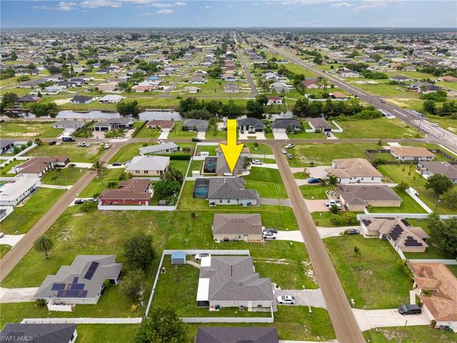 1110 NE 7th PL, Cape Coral, FL 33909
