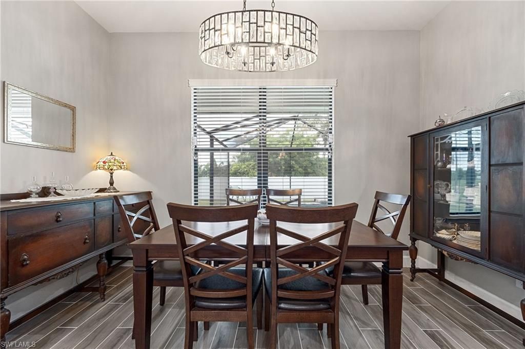 Image 16 of property listing at 1110 NE 7th PL, Cape Coral, FL 33909
