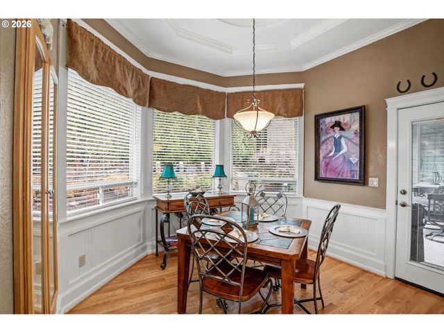 2727 Nw OLD FARM Ave, Salem, OR 97304