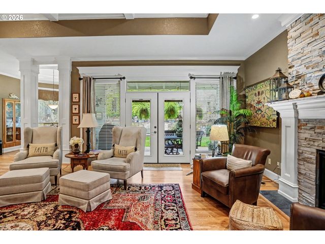 2727 Nw OLD FARM Ave, Salem, OR 97304