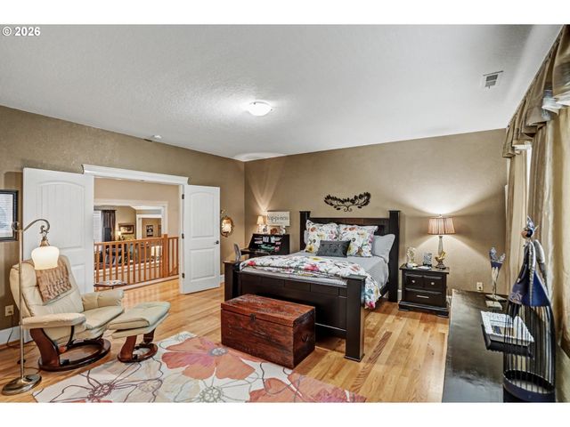 2727 Nw OLD FARM Ave, Salem, OR 97304