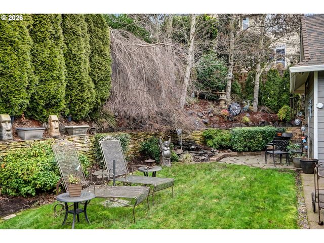 2727 Nw OLD FARM Ave, Salem, OR 97304