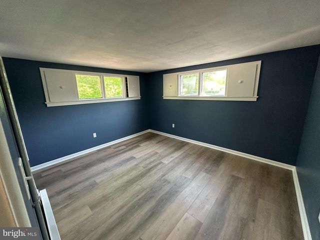 6000 CHAMBERS HILL RD, Harrisburg, PA 17111