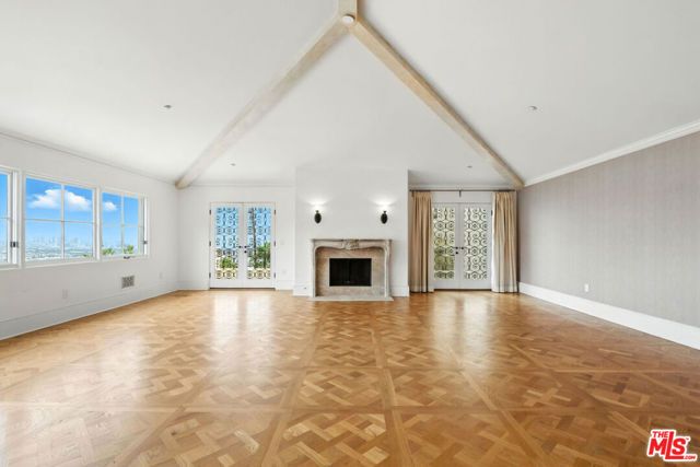 1675 Woods Drive, Los Angeles, CA 90069