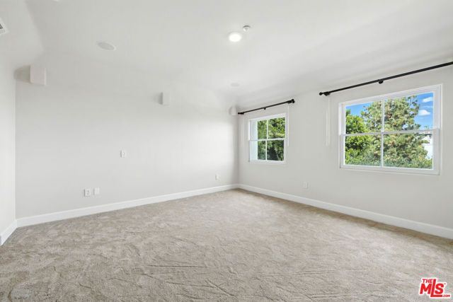 1675 Woods Drive, Los Angeles, CA 90069