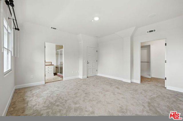 1675 Woods Drive, Los Angeles, CA 90069