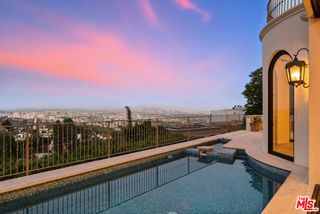 1675 Woods Drive, Los Angeles, CA 90069