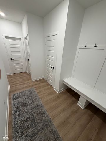 17320 Hanningfield Way, Westfield, IN 46074