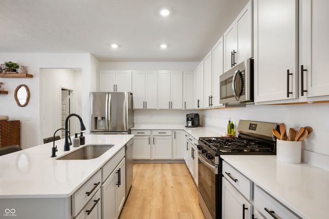 17320 Hanningfield Way, Westfield, IN 46074