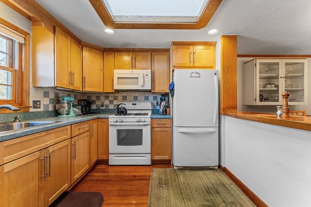 6 Ramsdell 4, Boston, MA 02131