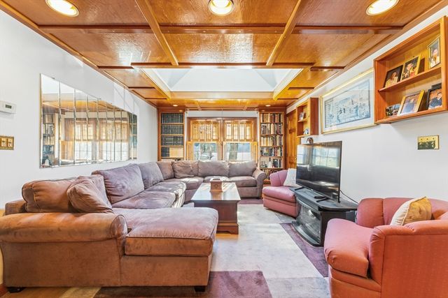 6 Ramsdell 4, Boston, MA 02131