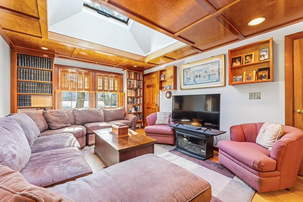 6 Ramsdell 4, Boston, MA 02131