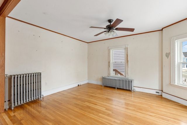 105 Centennial Ave, Gloucester, MA 01930