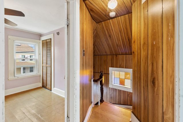 105 Centennial Ave, Gloucester, MA 01930
