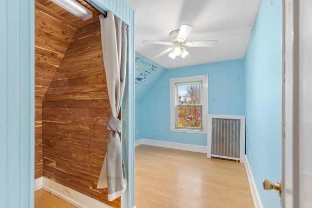 105 Centennial Ave, Gloucester, MA 01930