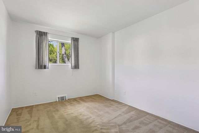 5501 DAYBREAK TER, Baltimore, MD 21206