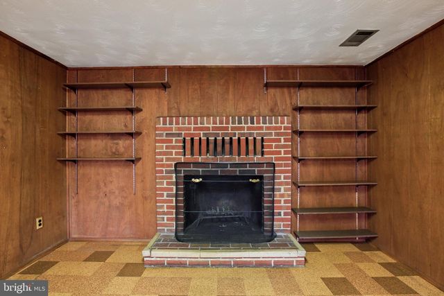 5501 DAYBREAK TER, Baltimore, MD 21206