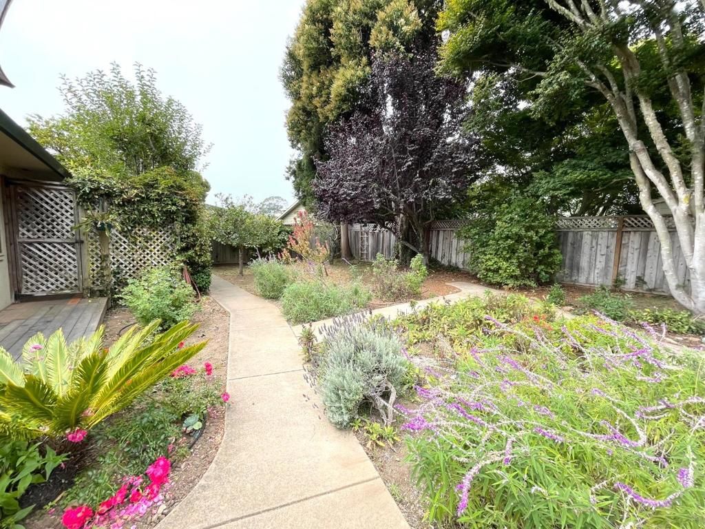 Image 20 of property listing at 215 Lamanda Drive, Aptos, CA 95003
