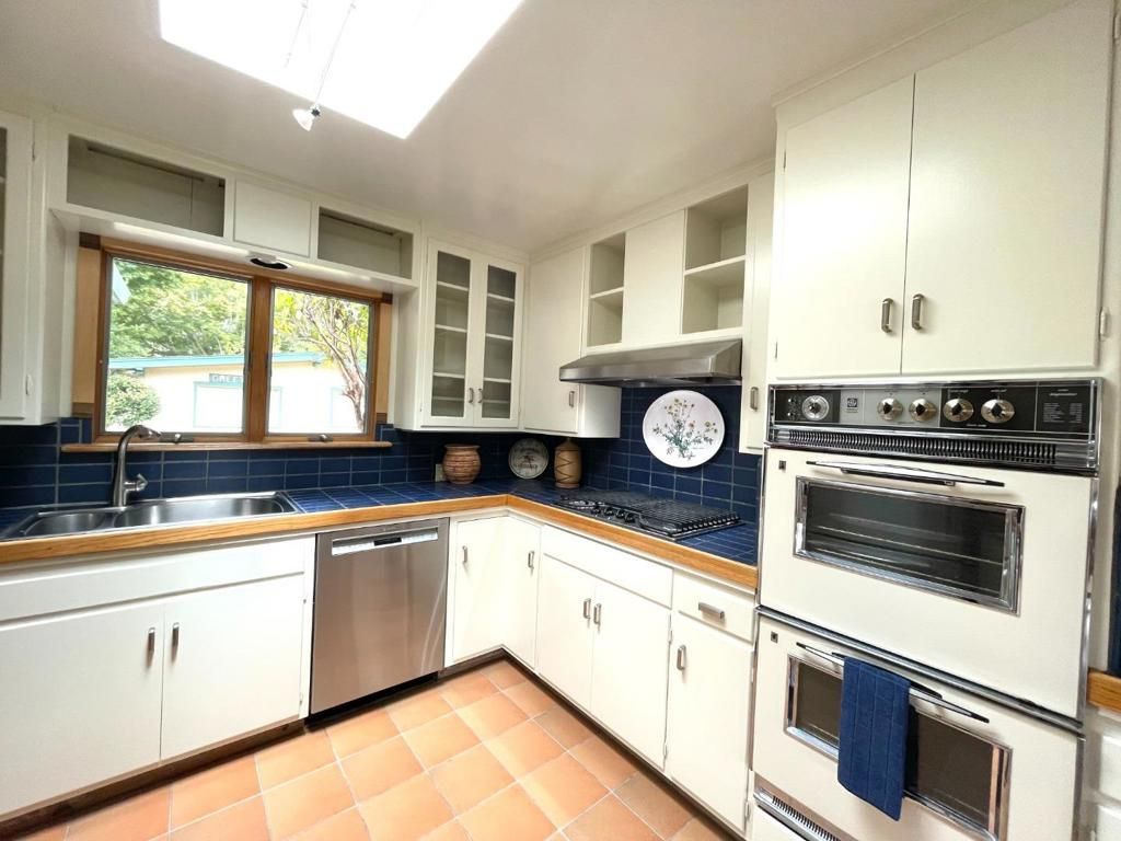 Image 8 of property listing at 215 Lamanda Drive, Aptos, CA 95003