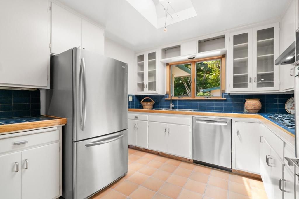 Image 9 of property listing at 215 Lamanda Drive, Aptos, CA 95003