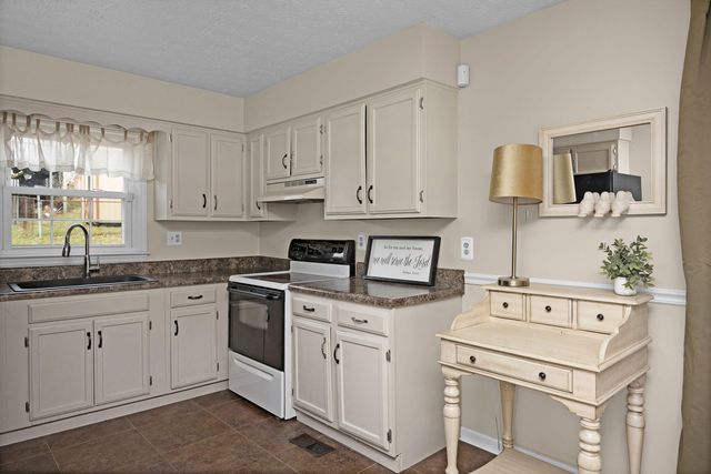 613 E 3rd Street, Perryville, KY 40468