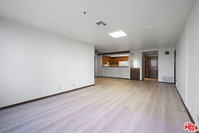 880 W 1st Street 306, Los Angeles, CA 90012