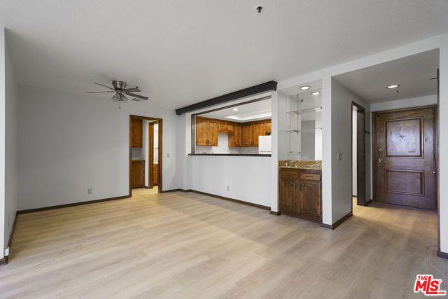 880 W 1st Street 306, Los Angeles, CA 90012