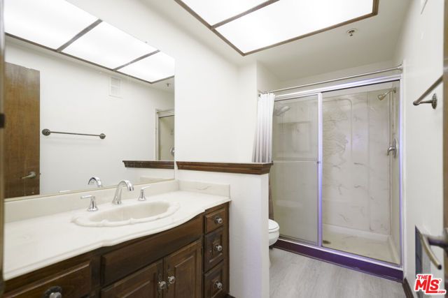 880 W 1st Street 306, Los Angeles, CA 90012