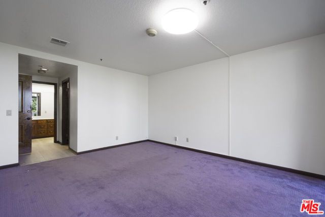880 W 1st Street 306, Los Angeles, CA 90012